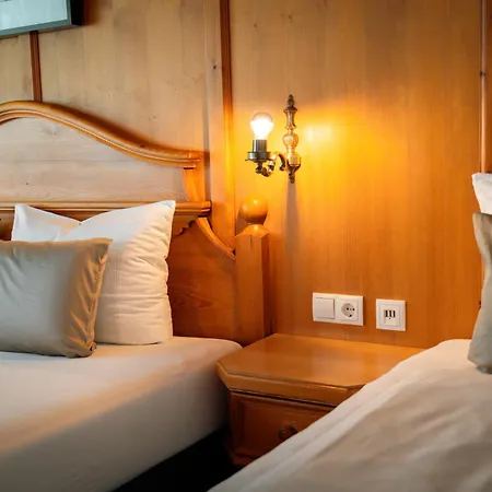 Apart-Garni Innerwiesn Mayrhofen Room photo